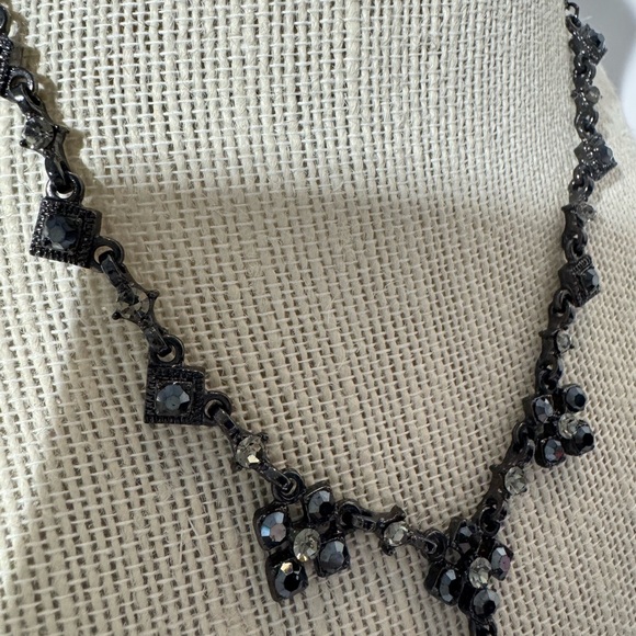 Black and Clear Rhinestone Necklace with Black Chain. (D-Y) - Picture 5 of 6